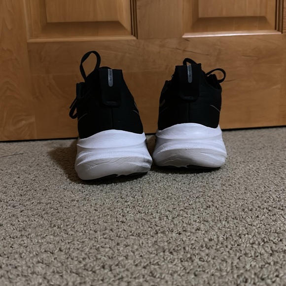 Asics Gel Nimbus 25 Black Running Shoes - Picture 4 of 6